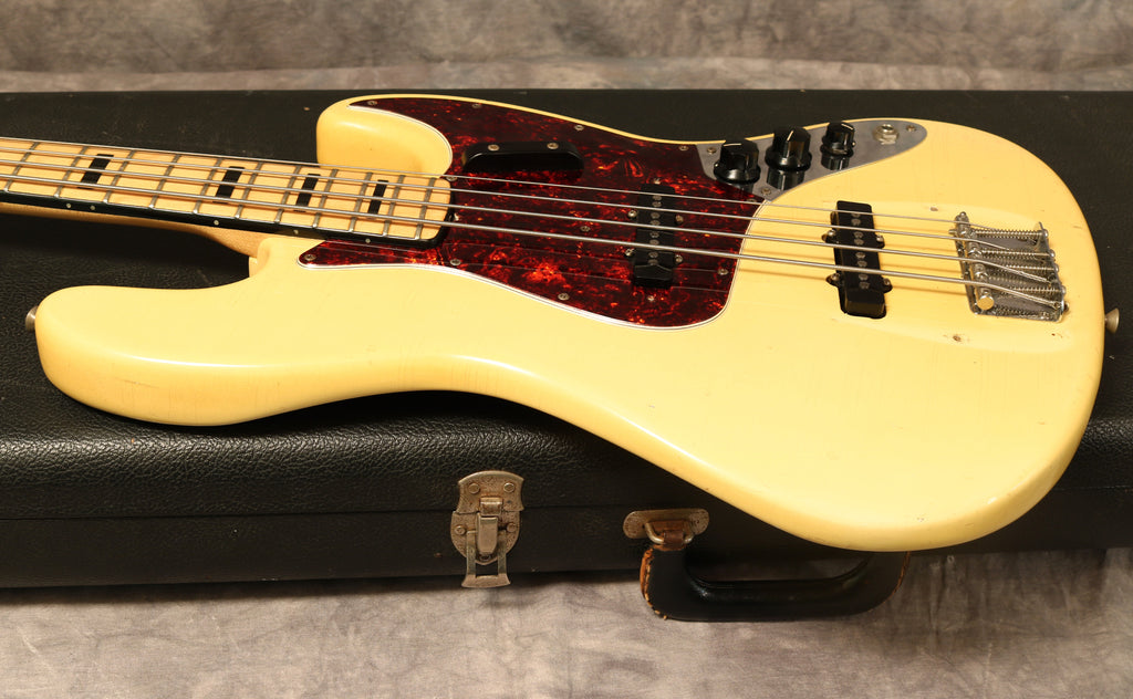 1972 Fender Jazz Bass, Olympic White – Andy Baxter Bass & Guitars